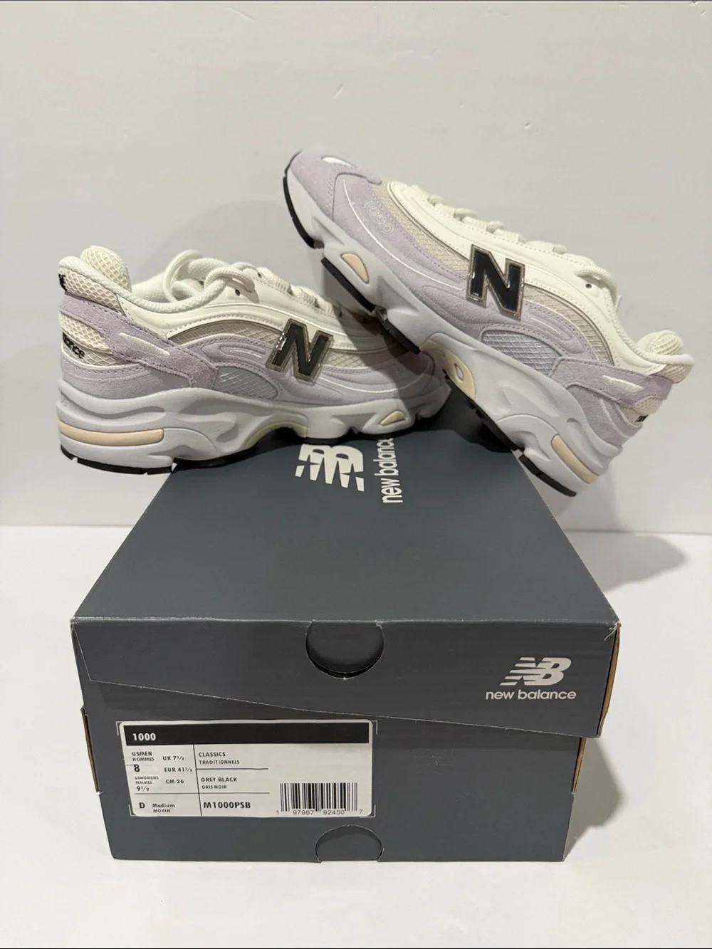 NB1000 ‘Pearl Grey Black’ Sz: 8 (M1000PSB)